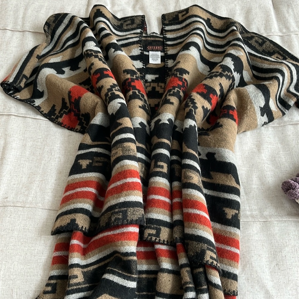 Shyanne shawl/wrap sweater. Gorgeous western print.